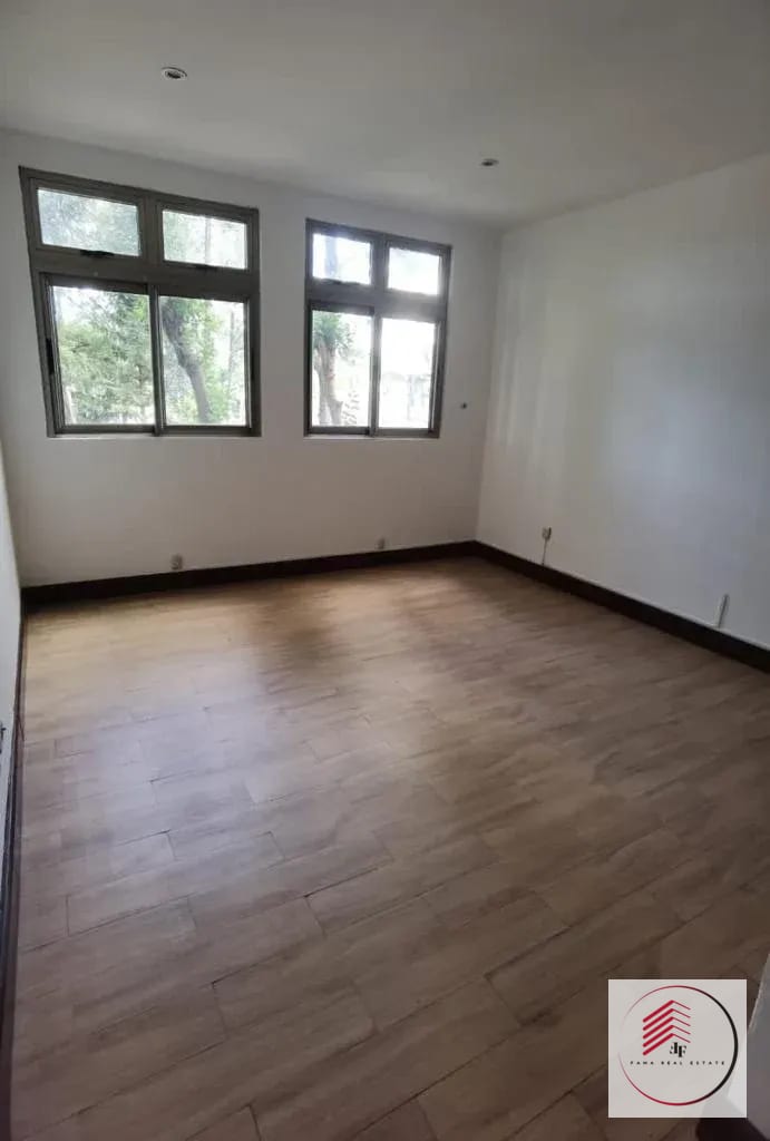 Alquilo Amplio Apartamento en Zona 10, Oakland, 210 Mts — Apartamento en Alquiler en Oakland I, Zona 10, Guatemala, Ciudad — foto 5 de 9