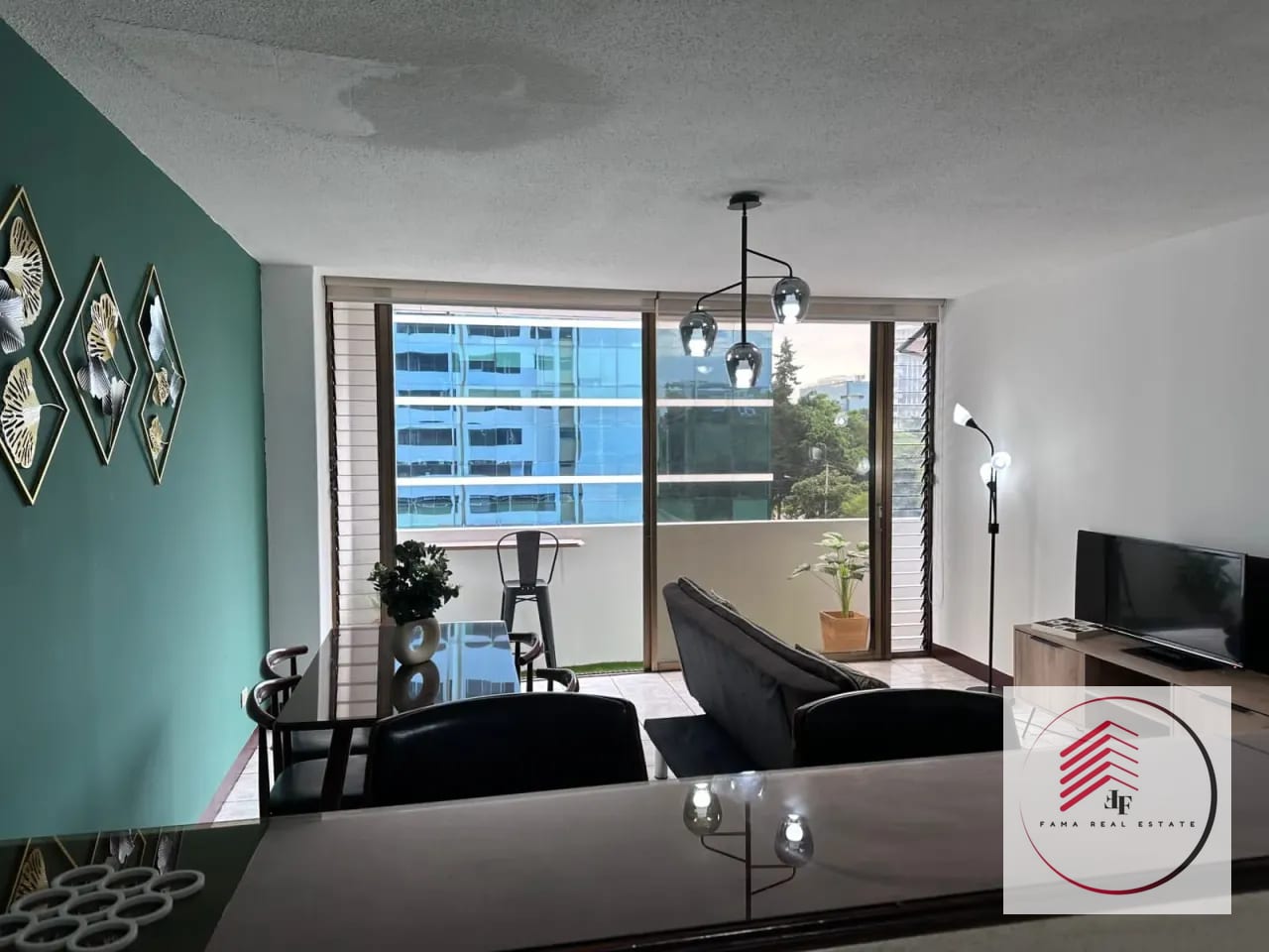 Alquilo Apartamento Amueblado en Zona 10, Edificio Avenida 502, 70MTS — Apartamento en Alquiler en Zona 10, Guatemala, Ciudad — foto 9 de 12