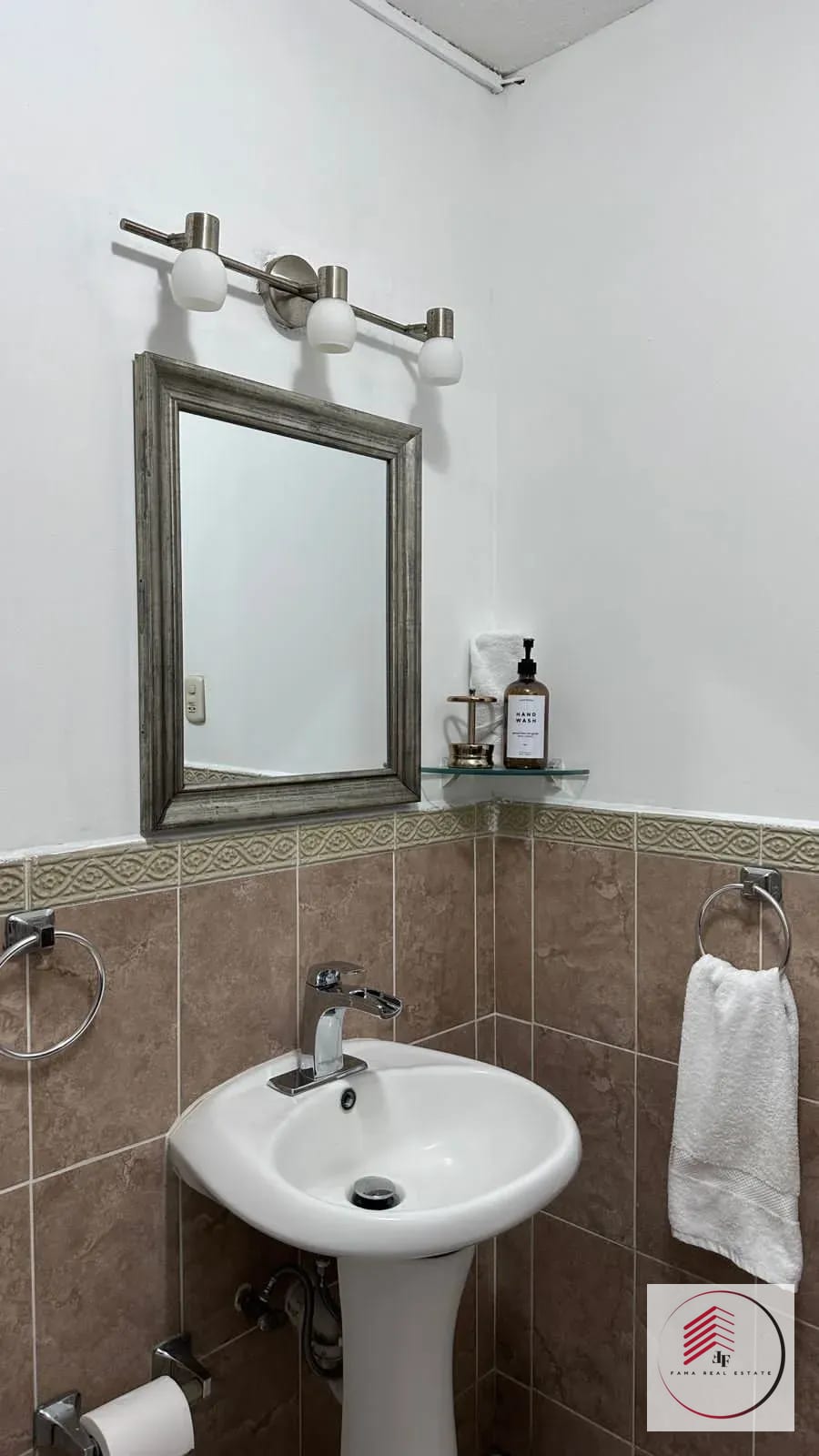 Alquilo Apartamento Amueblado en Zona 10, Edificio Avenida 502, 70MTS — Apartamento en Alquiler en Zona 10, Guatemala, Ciudad — foto 10 de 12