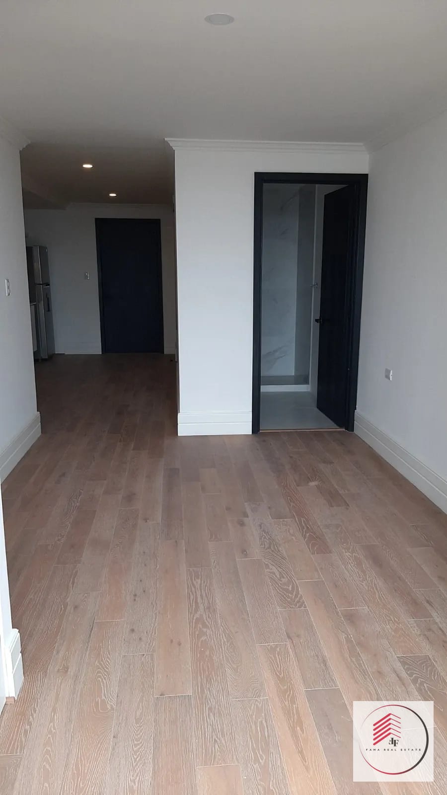 VENTA Apartamento de Céntrico zona 5 a 4 cuadras de Guardia de Honor — Apartamento en Venta en Céntrico, Zona 5, Guatemala, Ciudad — foto 4 de 9