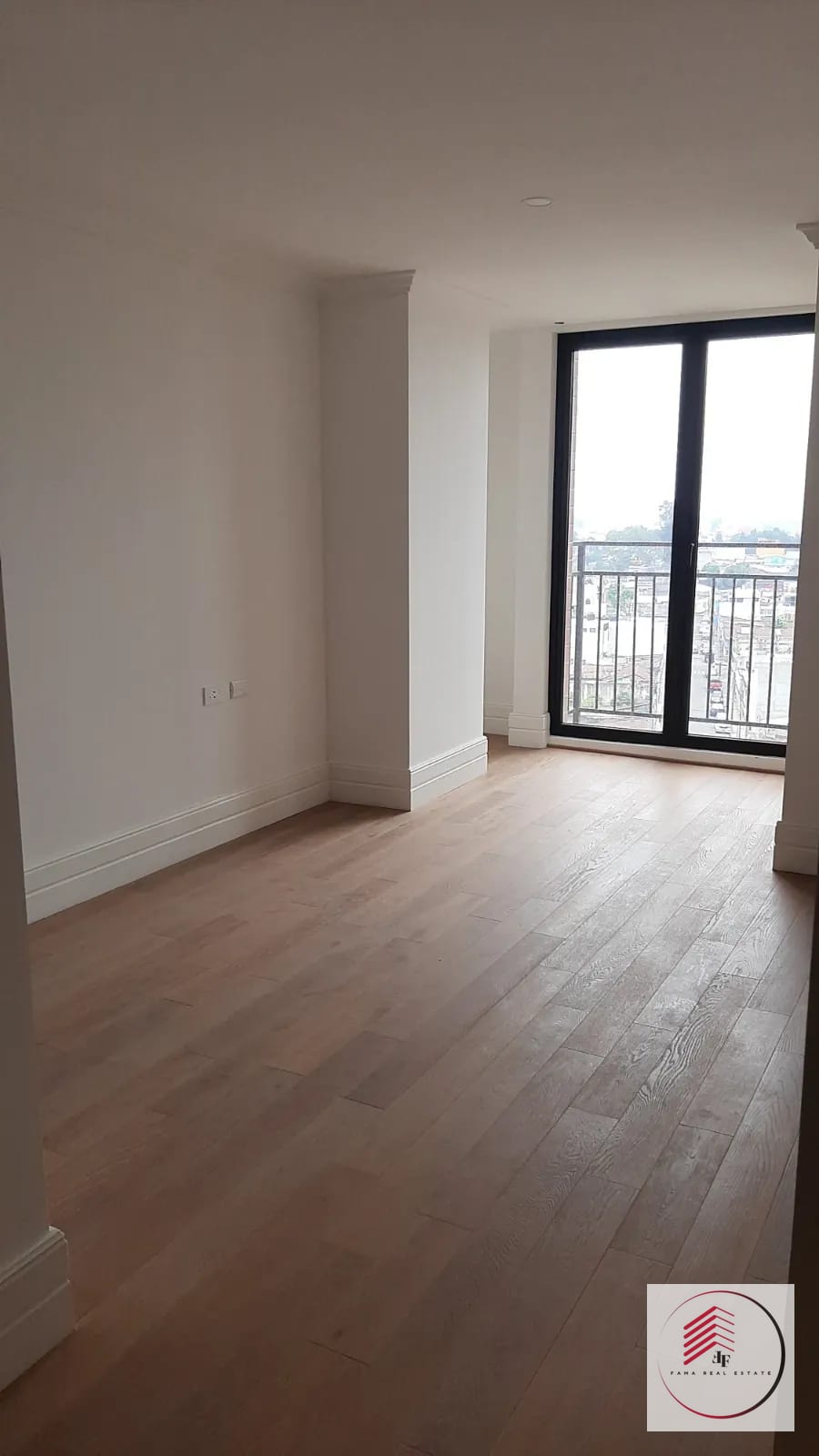VENTA Apartamento de Céntrico zona 5 a 4 cuadras de Guardia de Honor — Apartamento en Venta en Céntrico, Zona 5, Guatemala, Ciudad — foto 5 de 9