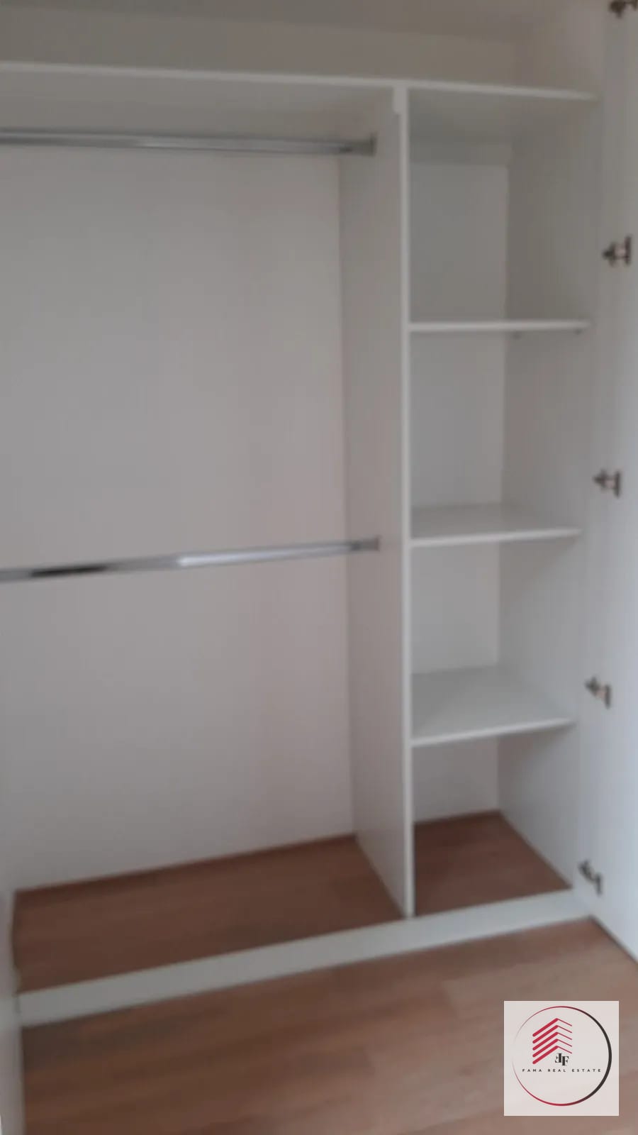 VENTA Apartamento de Céntrico zona 5 a 4 cuadras de Guardia de Honor — Apartamento en Venta en Céntrico, Zona 5, Guatemala, Ciudad — foto 7 de 9