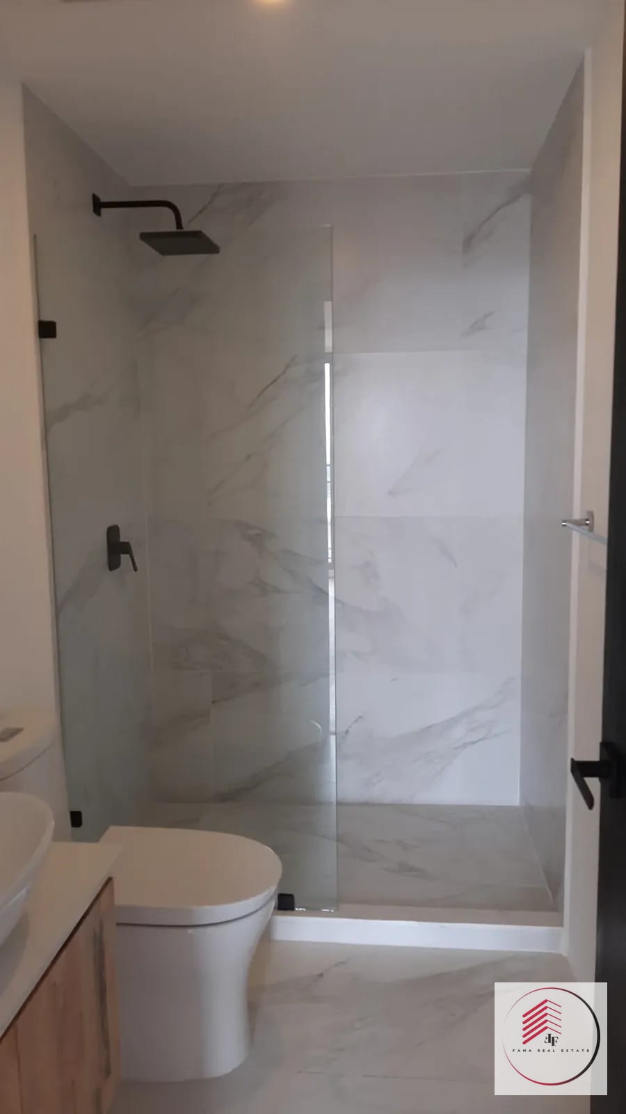 VENTA Apartamento de Céntrico zona 5 a 4 cuadras de Guardia de Honor — Apartamento en Venta en Céntrico, Zona 5, Guatemala, Ciudad — foto 8 de 9