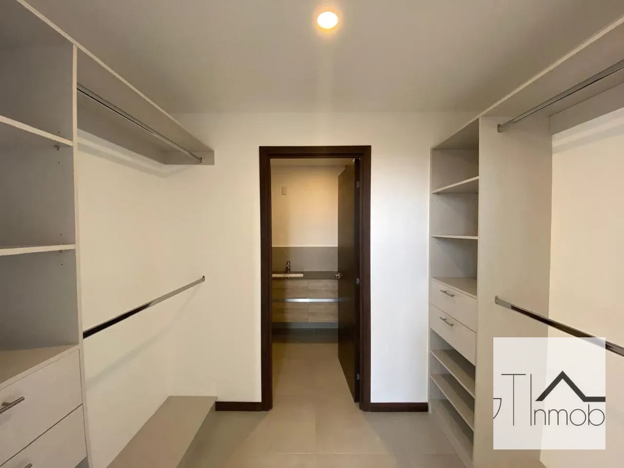 Apartamento en venta en MIRA zona 10 — Apartamento en Venta en Ciudad Vieja, Zona 10, Guatemala, Ciudad — foto 14 de 15