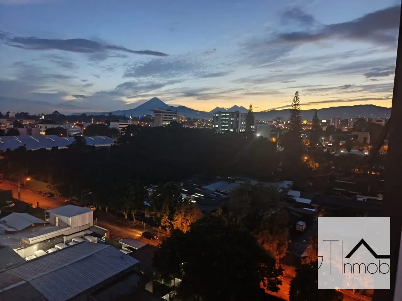 lindo apartamento zona 9, frente el Parque de la Industria — Apartamento en Alquiler en Cendana, Zona 9, Guatemala, Ciudad — foto 1 de 17