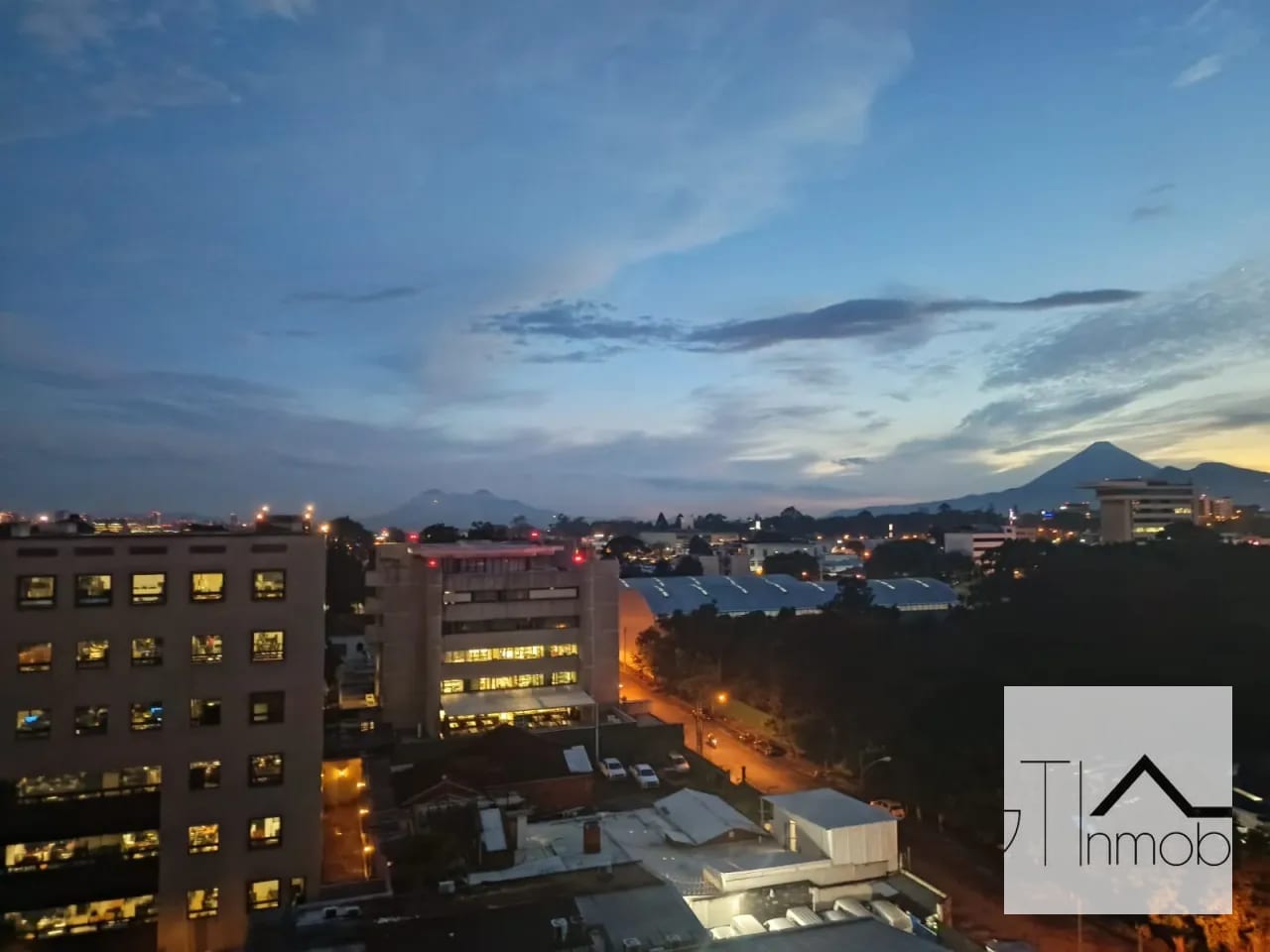 lindo apartamento zona 9, frente el Parque de la Industria — Apartamento en Alquiler en Cendana, Zona 9, Guatemala, Ciudad — foto 7 de 17