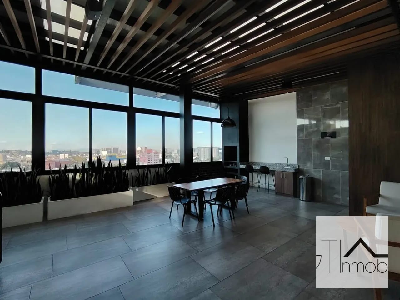 lindo apartamento zona 9, frente el Parque de la Industria — Apartamento en Alquiler en Cendana, Zona 9, Guatemala, Ciudad — foto 15 de 17