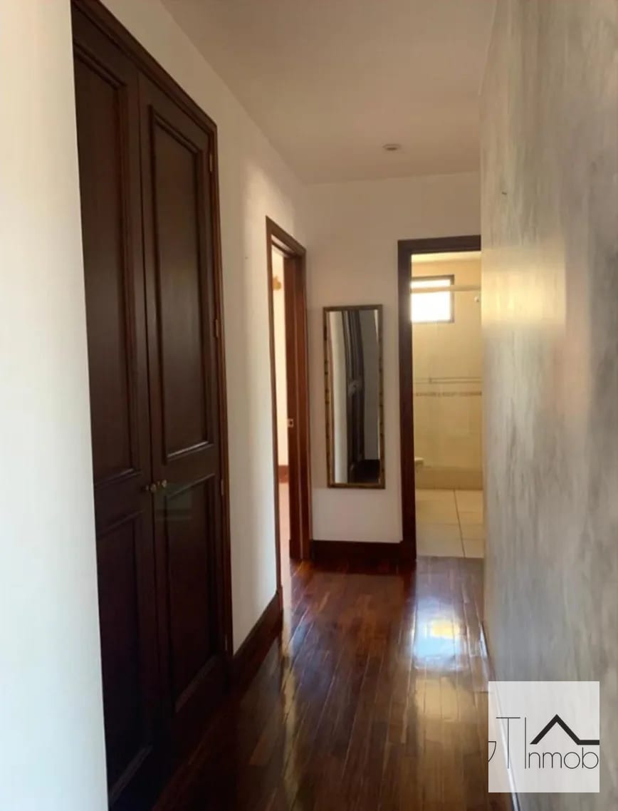 Apartamento en renta zona 10 nivel 12 — Apartamento en Alquiler en Altos de Santa Clara, Zona 10, Guatemala, Ciudad — foto 5 de 17