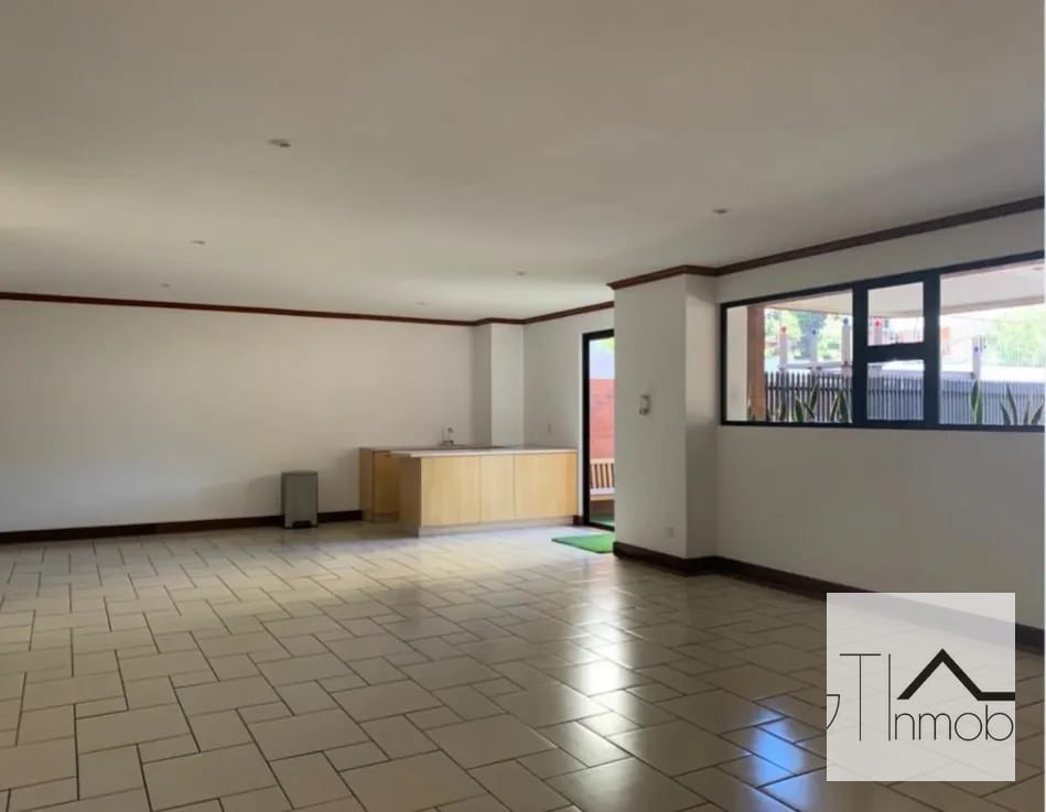 Apartamento en renta zona 10 nivel 12 — Apartamento en Alquiler en Altos de Santa Clara, Zona 10, Guatemala, Ciudad — foto 16 de 17
