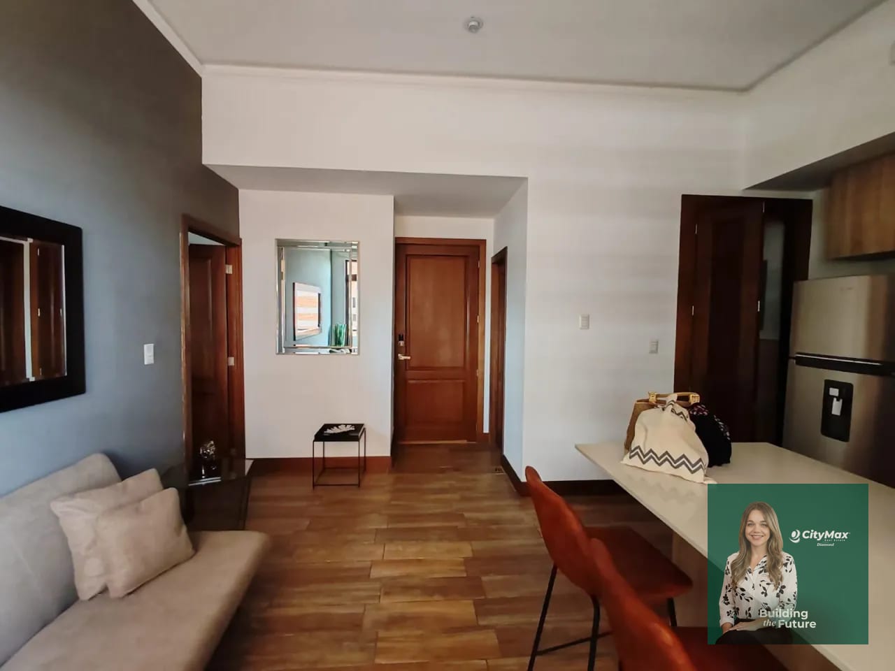 Apartamento en renta en zona 10 — Apartamento en Alquiler en Salvattore, Zona 10, Guatemala, Ciudad — foto 2 de 6