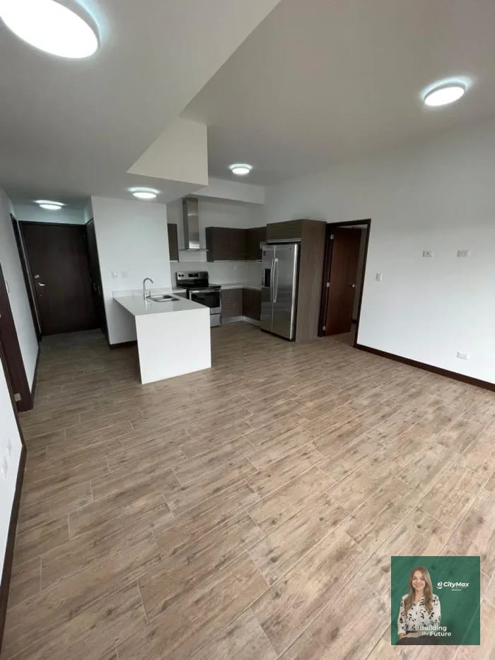 Apartamento en renta en Zona 10, cercano a Diagonal 6 — Apartamento en Alquiler en Cassalini, Zona 10, Guatemala, Ciudad — foto 1 de 8