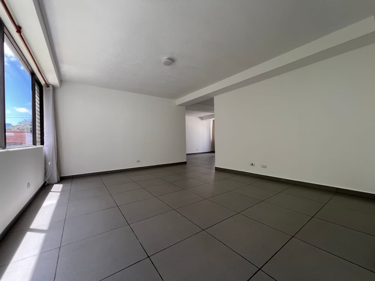 Venta amplio apartamento 3 Dormitorios | Moradas del Acueducto zona 10 — Apartamento en Venta en Moradas del Acueducto, Zona 10, Guatemala, Ciudad — foto 2 de 13