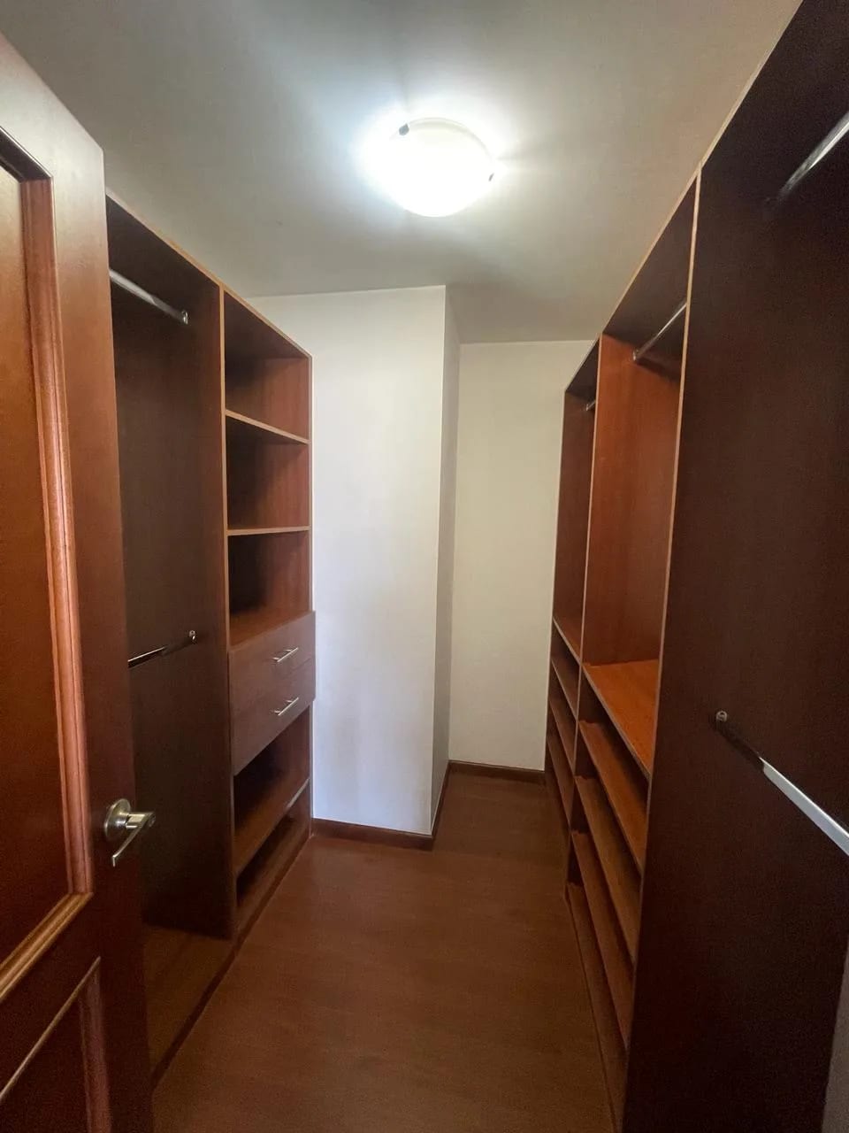 Alquiler amplio apartamento 3 Dormitorios | Botticelli Zona 15 VHII — Apartamento en Alquiler en Botticelli II, Zona 15, Guatemala, Ciudad — foto 13 de 14