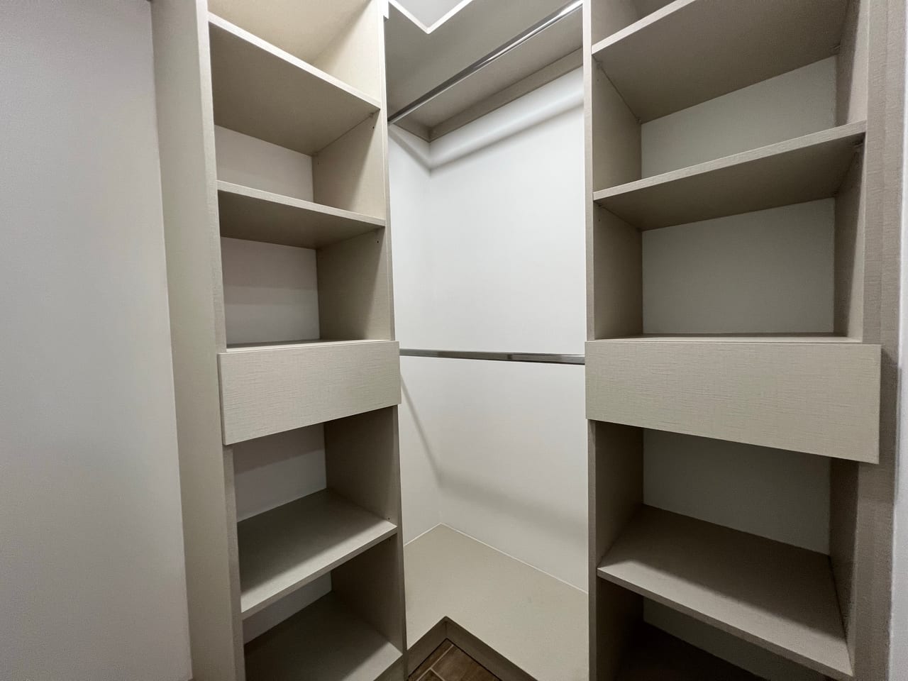 Alquiler apartamento 2 Dormitorios para estrenar | Modra II Zona 4 — Apartamento en Alquiler en Modra II, Zona 4, Guatemala, Ciudad — foto 9 de 10
