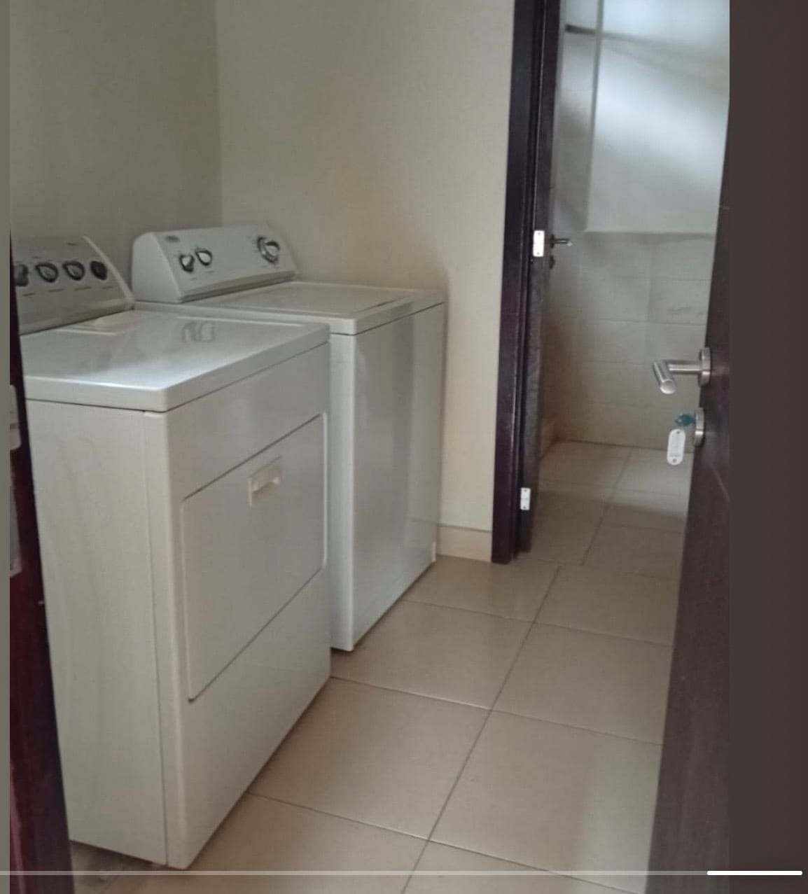 Alquiler amplio apartamento 2 Dormitorios | Edificio Cobella Zona 14 — Apartamento en Alquiler en Cobella, Zona 14, Guatemala, Ciudad — foto 6 de 12