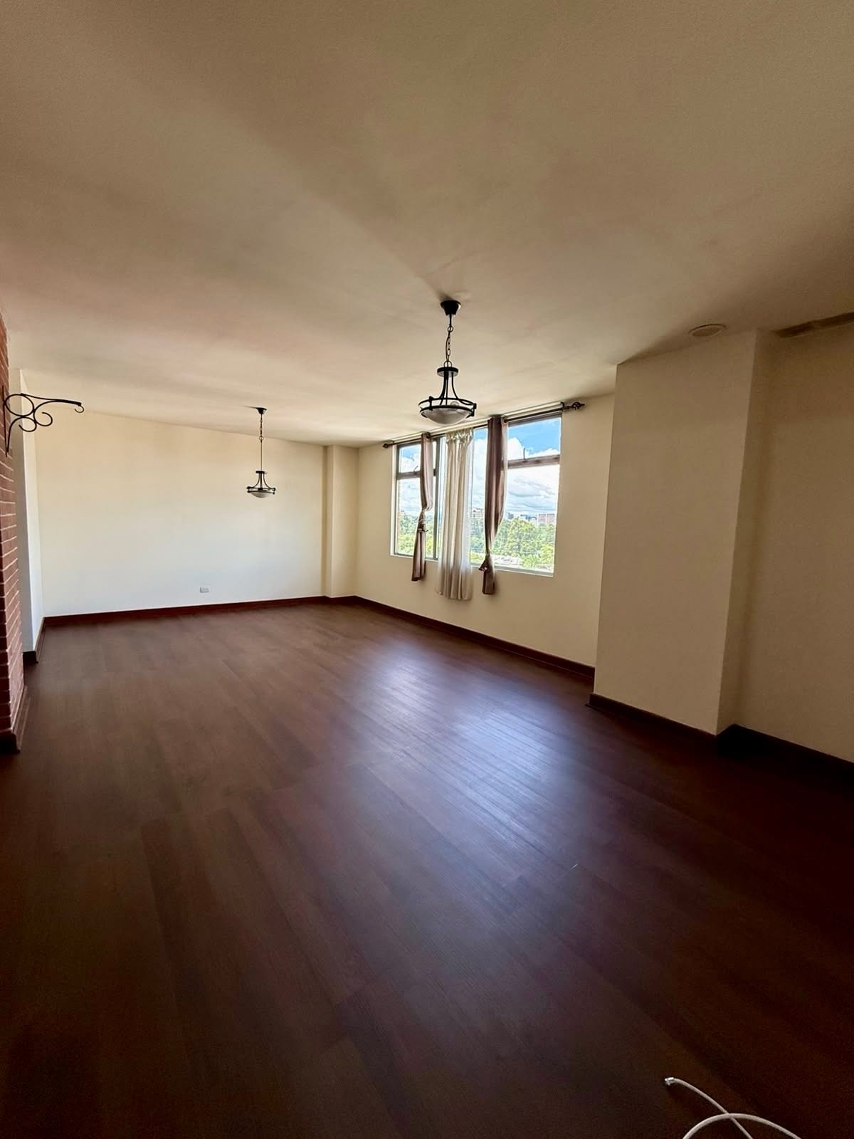 Venta amplio apartamento 1 Dormitorio | Benevento Zona 14 La Villa — Apartamento en Venta en Benevento, Zona 14, Guatemala, Ciudad — foto 2 de 12