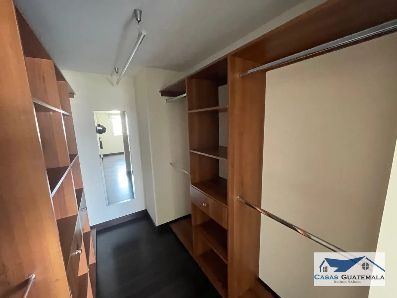 Rento apartamento de 3 dormitorios en Zona 14 CERCA DE EUROPLAZA — Apartamento en Alquiler en Zona 14, Guatemala, Ciudad — foto 10 de 13