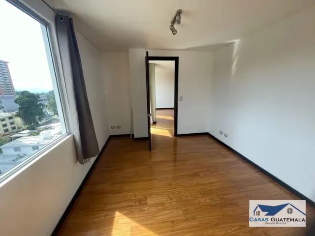 Rento apartamento en Zona 14 EDIFICIO EXCLUSIVO — Apartamento en Alquiler en Zona 14, Guatemala, Ciudad — foto 10 de 16