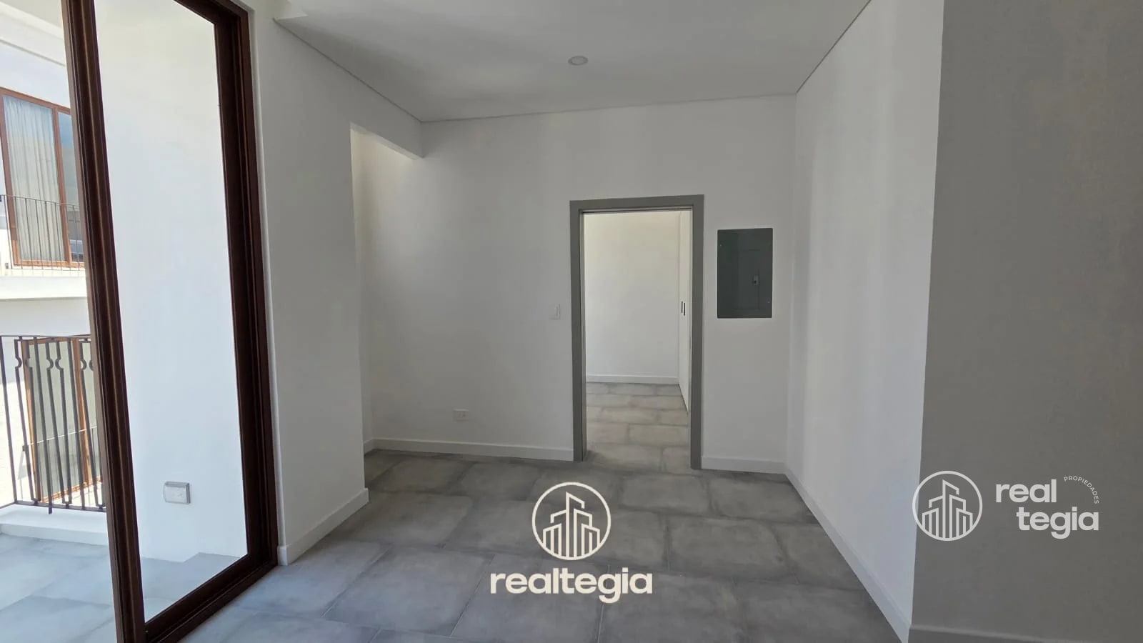 APARTAMENTO EN ANTARES DE CAYALÁ ZONA 16 — Apartamento en Venta en Antares de Cayalá, Zona 16, Guatemala, Ciudad — foto 4 de 8
