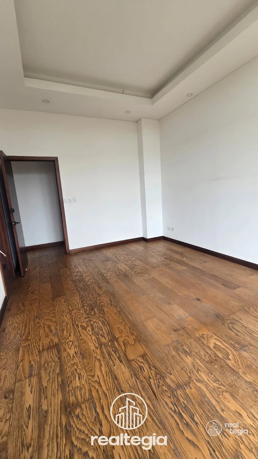 APARTAMENTO CAYALÁ ZONA 16 — Apartamento en Alquiler en Zona 16, Guatemala, Ciudad — foto 4 de 8