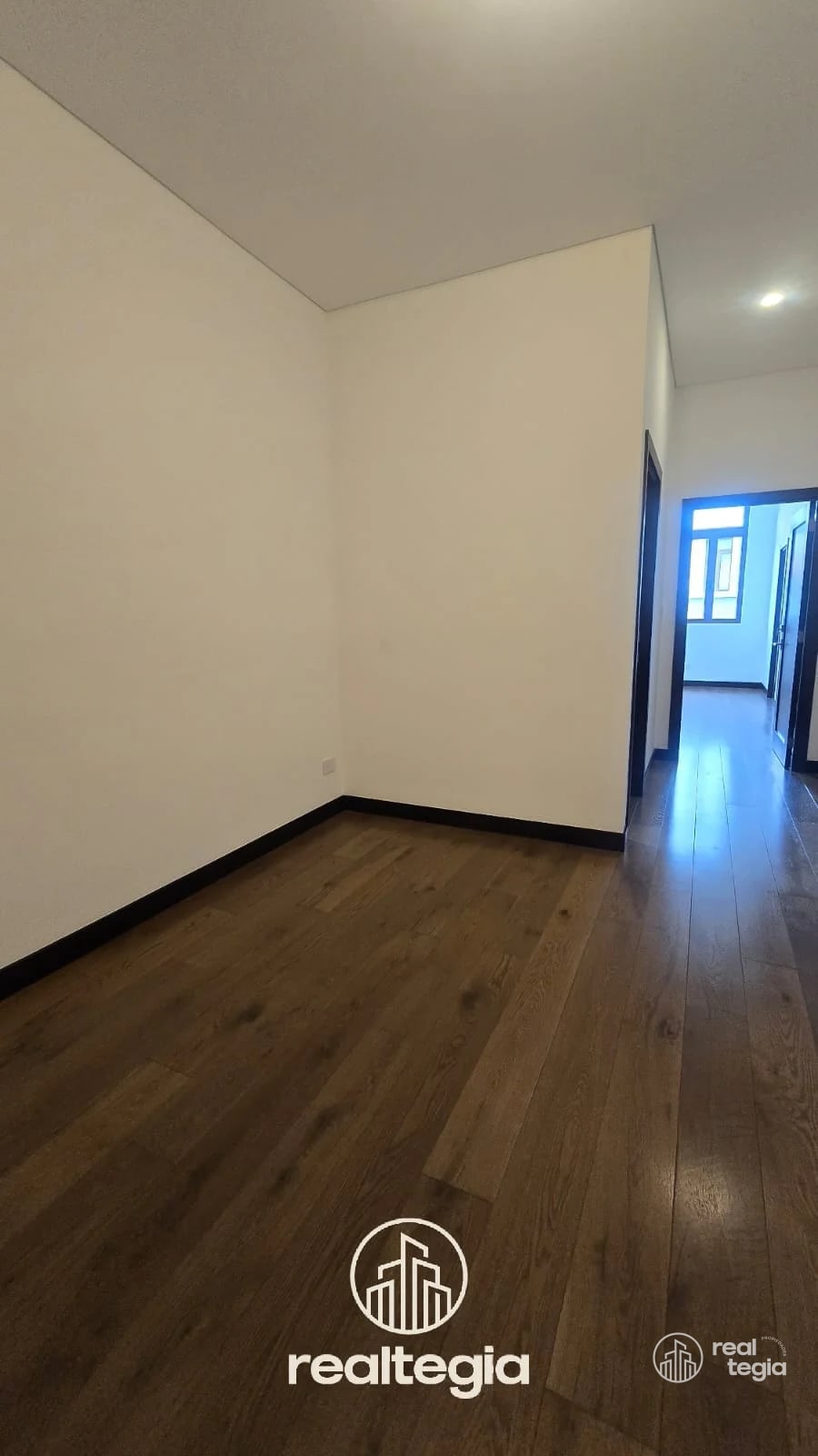 APARTAMENTO EN RENTA OLMOS DE CAYALÁ ZONA 16 — Apartamento en Venta en Zona 16, Guatemala, Ciudad — foto 5 de 8