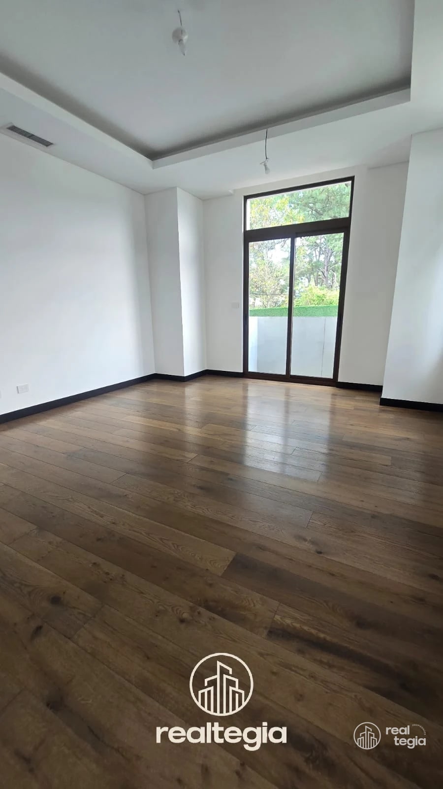 APARTAMENTO EN RENTA OLMOS DE CAYALÁ ZONA 16 — Apartamento en Venta en Zona 16, Guatemala, Ciudad — foto 7 de 8