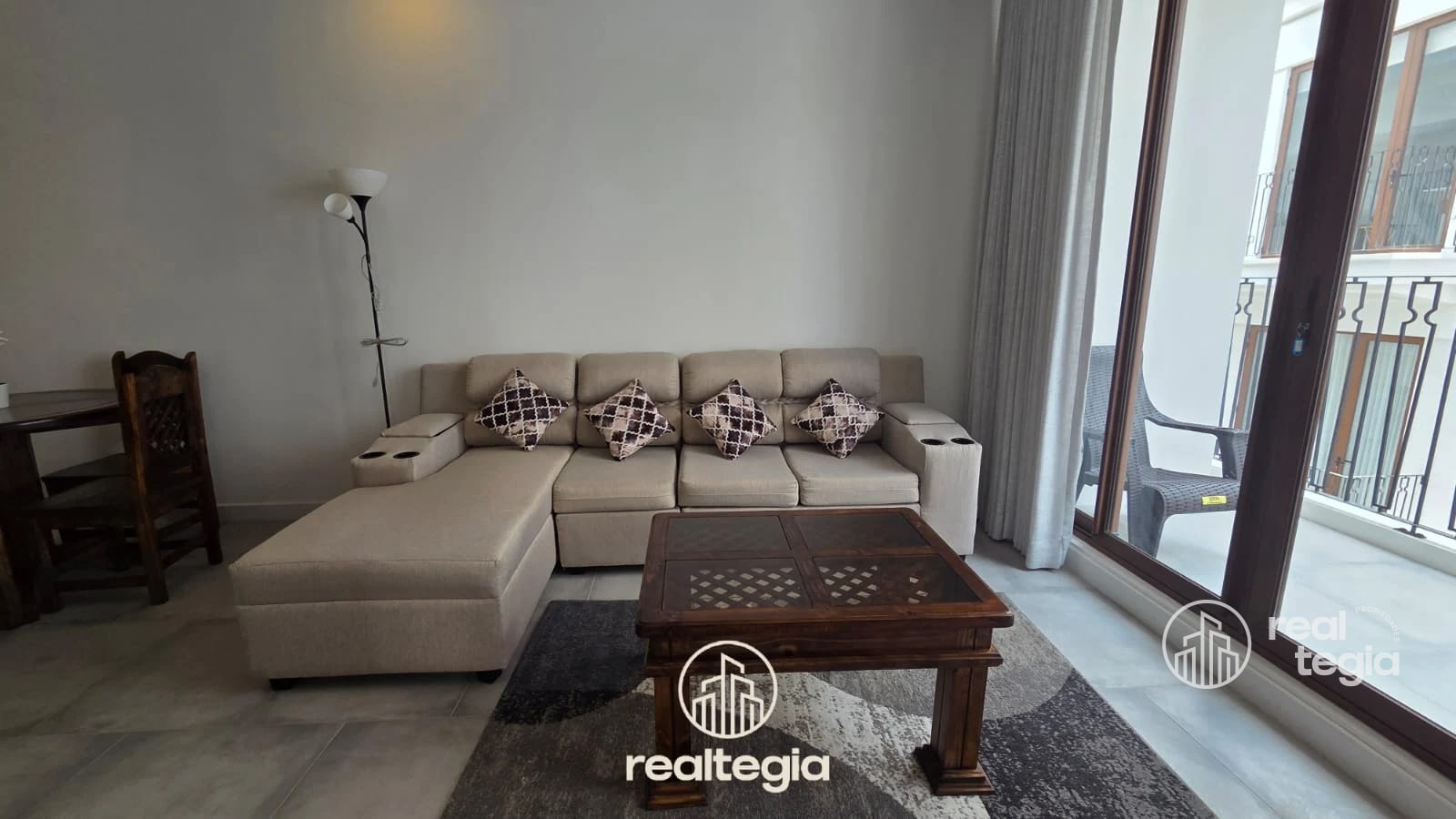 APARTAMENTO EN ANTARES DE CAYALÁ ZONA 16 — Apartamento en Alquiler en Zona 16, Guatemala, Ciudad — foto 4 de 8