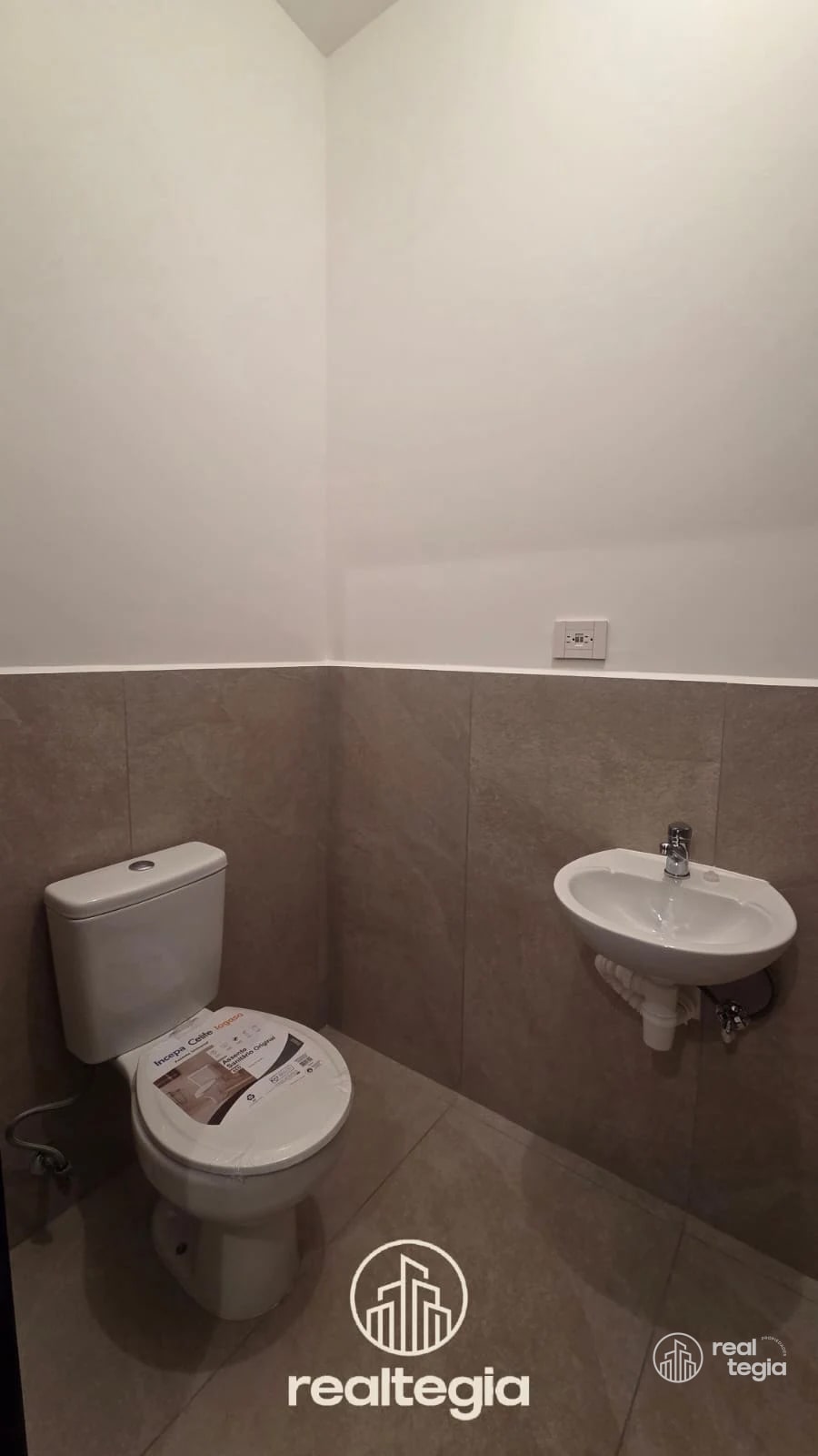 PENTHOUSE NOGALES DE CAYALÁ ZONA 16 — Apartamento en Venta en Zona 16, Guatemala, Ciudad — foto 13 de 17