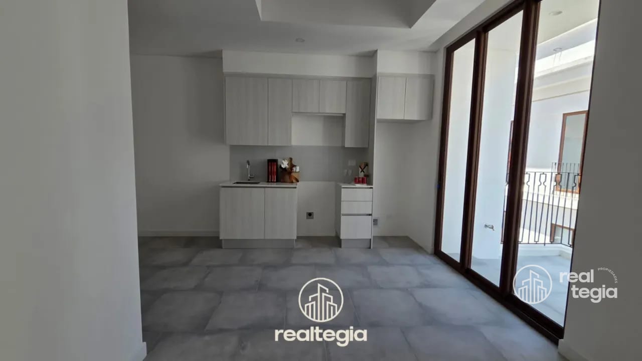 APARTAMENTO ANTARES DE CAYALÁ ZONA 16 — Apartamento en Alquiler en Zona 16, Guatemala, Ciudad — foto 2 de 9