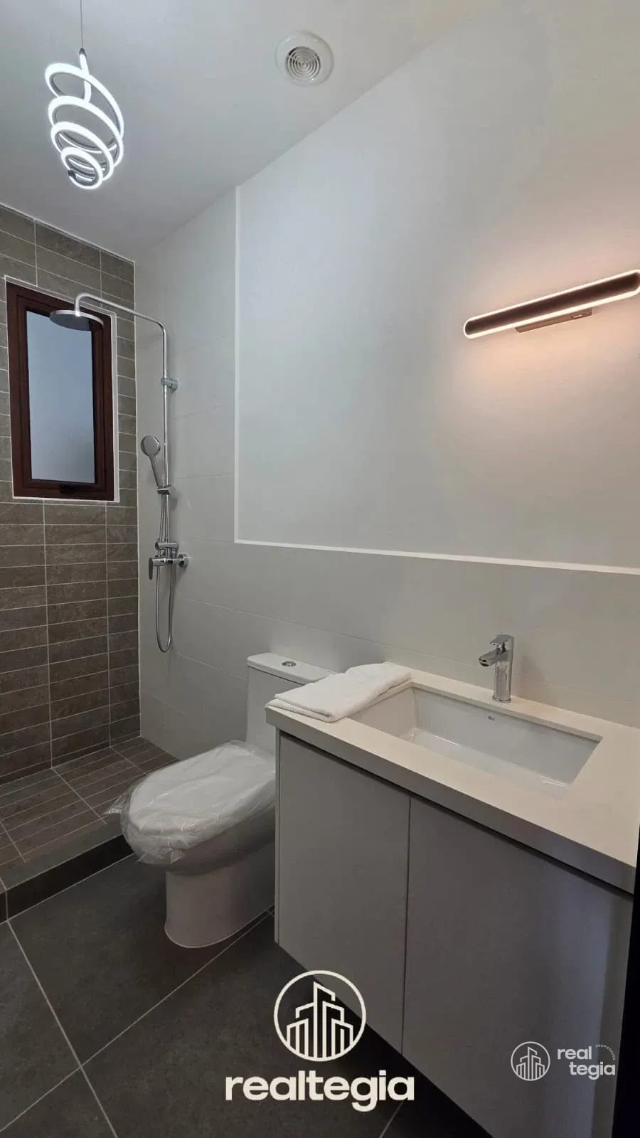 APARTAMENTO LIRIOS DE CAYALÁ ZONA 16 — Apartamento en Alquiler en Zona 16, Guatemala, Ciudad — foto 6 de 9