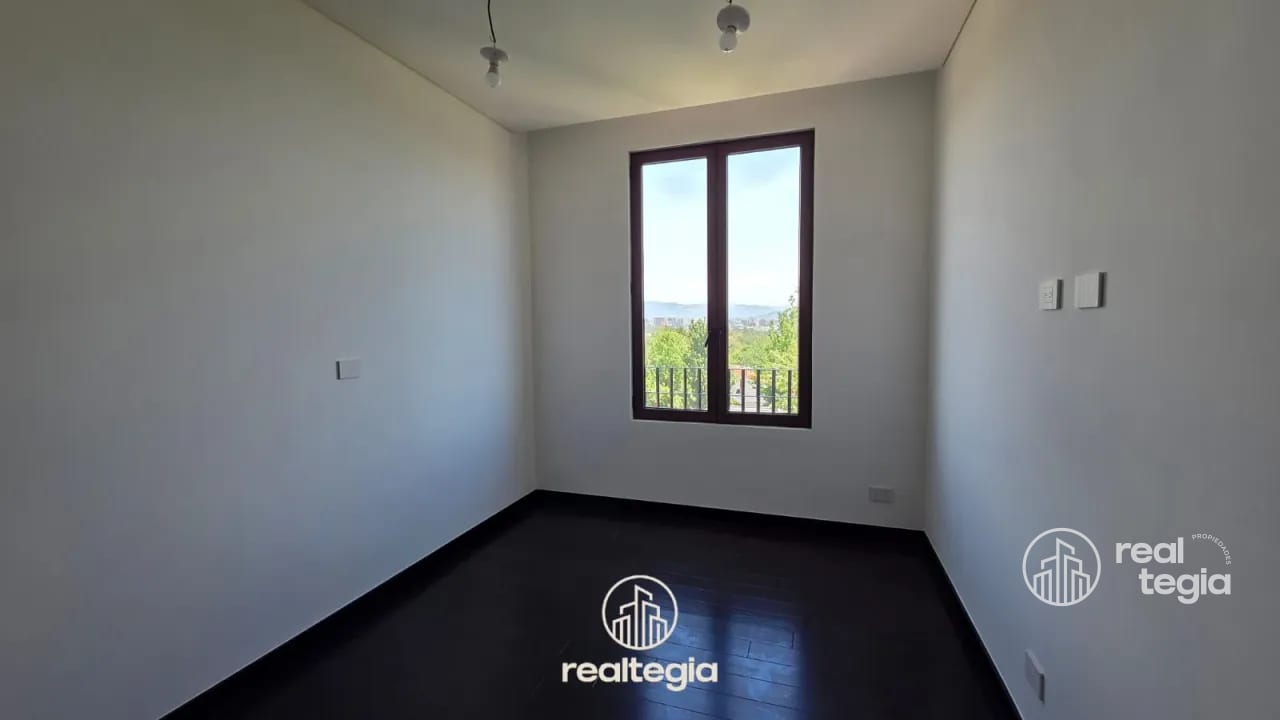 APARTAMENTO NOGALES DE CAYALÁ ZONA 16 — Apartamento en Alquiler en Zona 16, Guatemala, Ciudad — foto 6 de 17