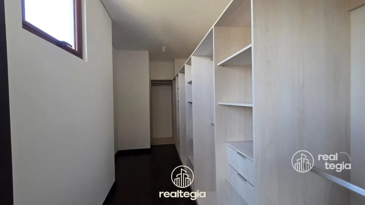 APARTAMENTO NOGALES DE CAYALÁ ZONA 16 — Apartamento en Alquiler en Zona 16, Guatemala, Ciudad — foto 9 de 17