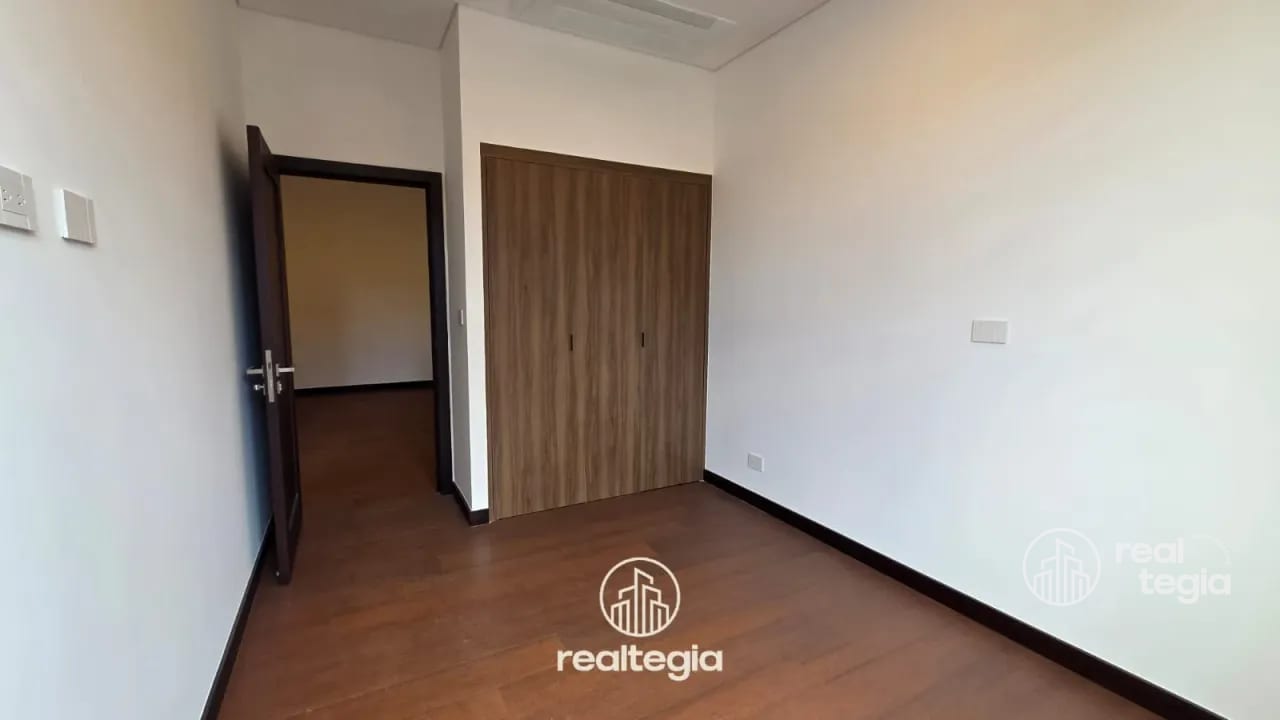 APARTAMENTO NOGALES DE CAYALÁ ZONA 16 — Apartamento en Alquiler en Zona 16, Guatemala, Ciudad — foto 3 de 15