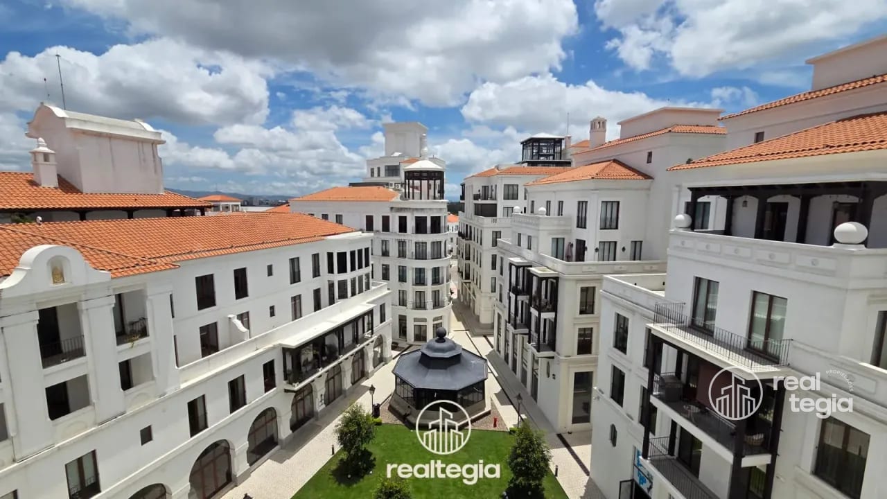 APARTAMENTO EN LIRIOS DE CAYALÁ ZONA 16 — Apartamento en Alquiler en Zona 16, Guatemala, Ciudad — foto 11 de 12