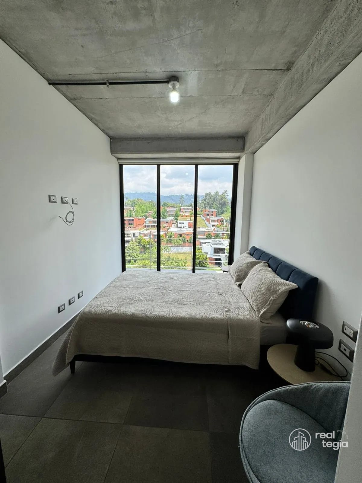 APARTAMENTO EN SHIFT ZONA 16 — Apartamento en Alquiler en Zona 16, Guatemala, Ciudad — foto 1 de 12