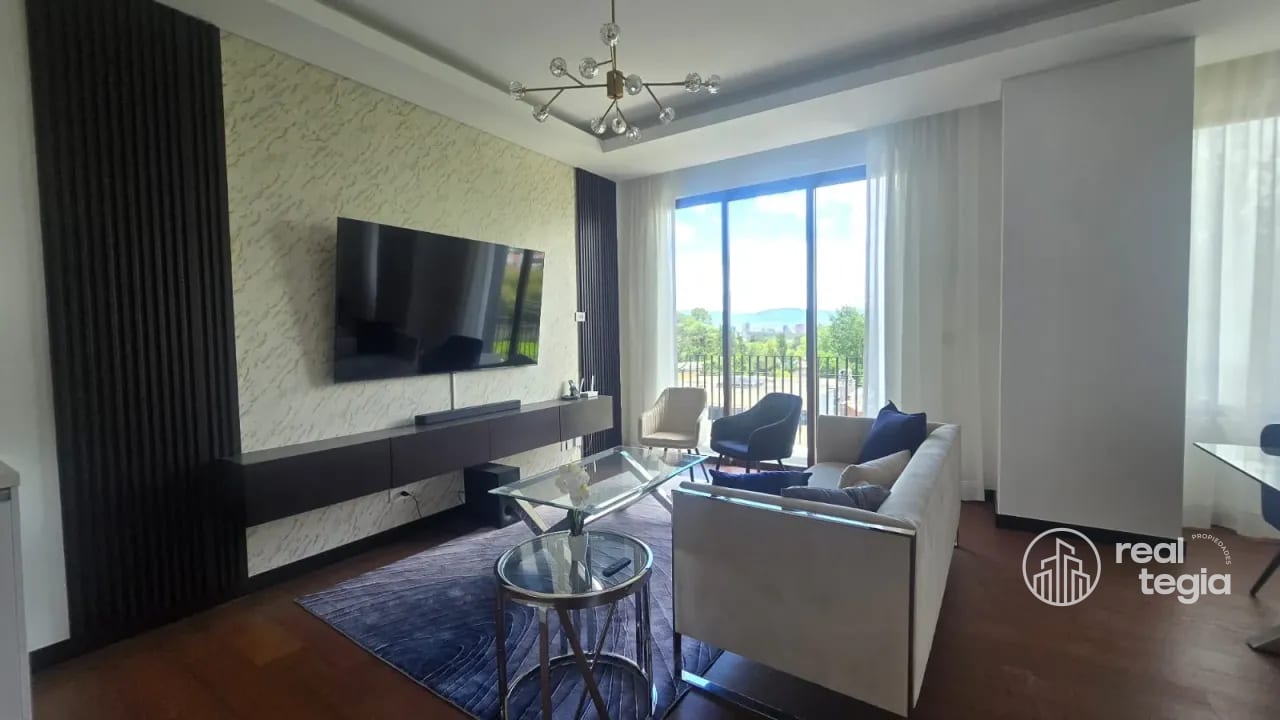 APARTAMENTO NOGALES DE CAYALÁ ZONA 16 — Apartamento en Venta en Zona 16, Guatemala, Ciudad — foto 1 de 11