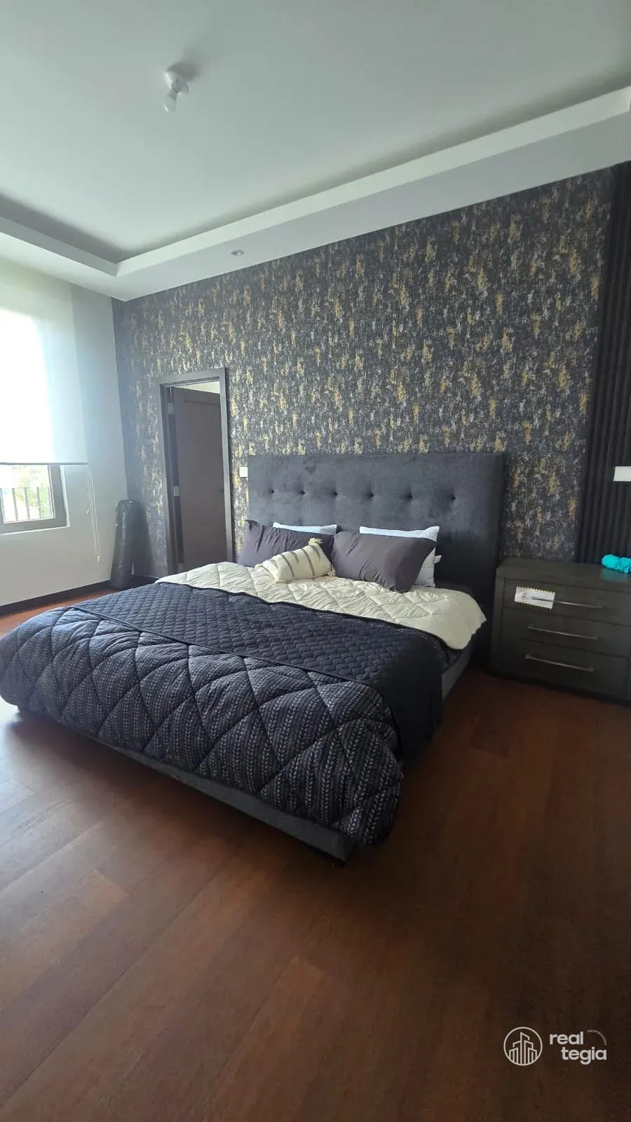 APARTAMENTO NOGALES DE CAYALÁ ZONA 16 — Apartamento en Venta en Zona 16, Guatemala, Ciudad — foto 3 de 11