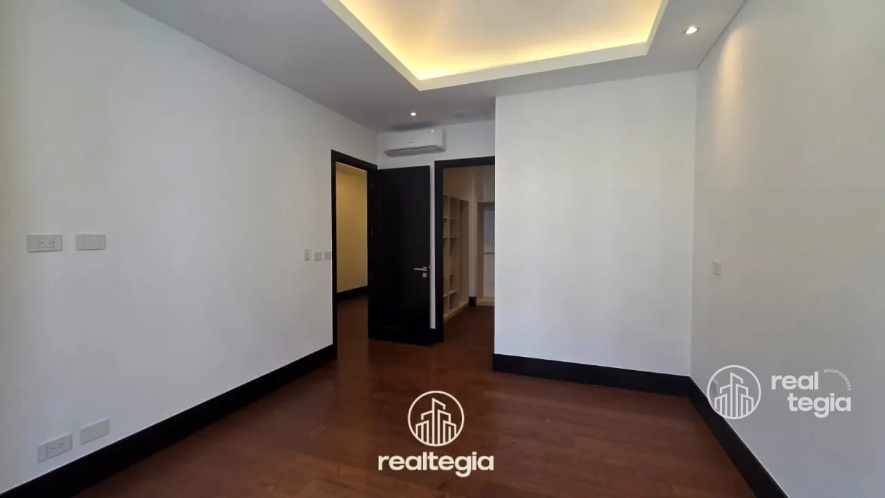 Penthouse Nogales de Cayalá Zona 16 — Apartamento en Alquiler en Zona 16, Guatemala, Ciudad — foto 3 de 14