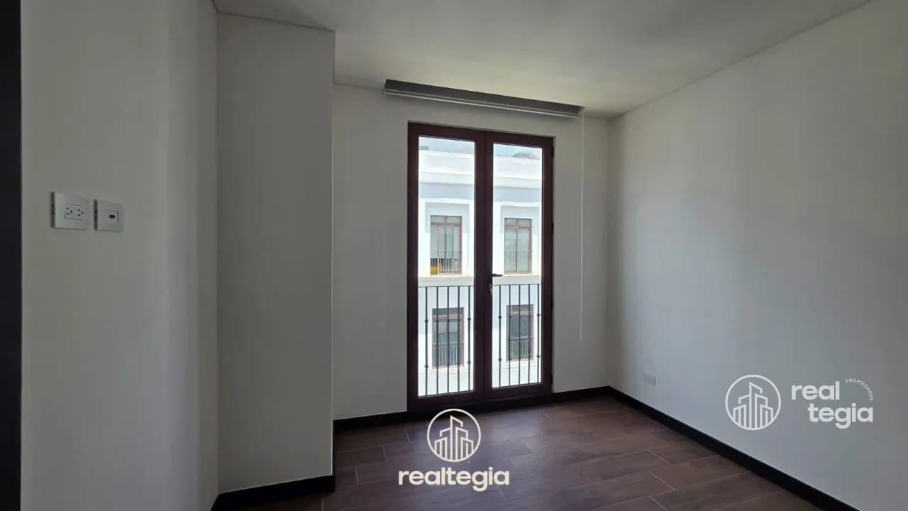 Apartamento en Lirios de Cayalá Zona 16 — Apartamento en Alquiler en Ciudad Cayalá, Zona 16, Guatemala, Ciudad — foto 5 de 12