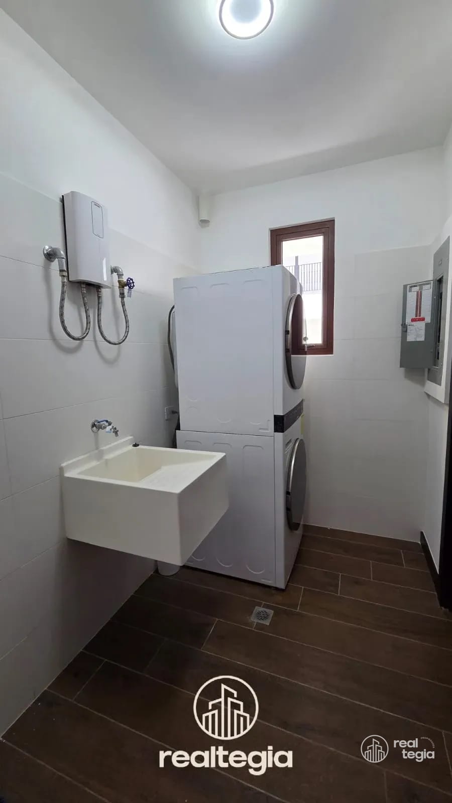 Apartamento en Lirios de Cayalá Zona 16 — Apartamento en Alquiler en Ciudad Cayalá, Zona 16, Guatemala, Ciudad — foto 11 de 12