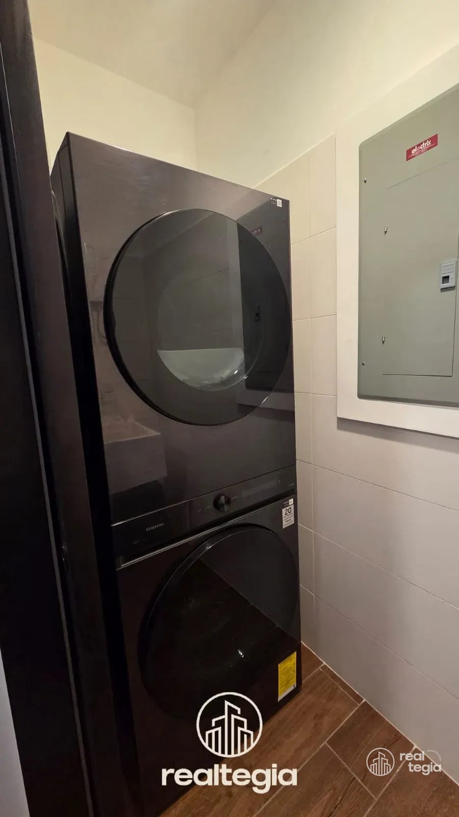 🏠 Apartamento en Lirios de Cayalá — Apartamento en Venta en Lirios de Cayalá IV, Zona 16, Guatemala, Ciudad — foto 9 de 15