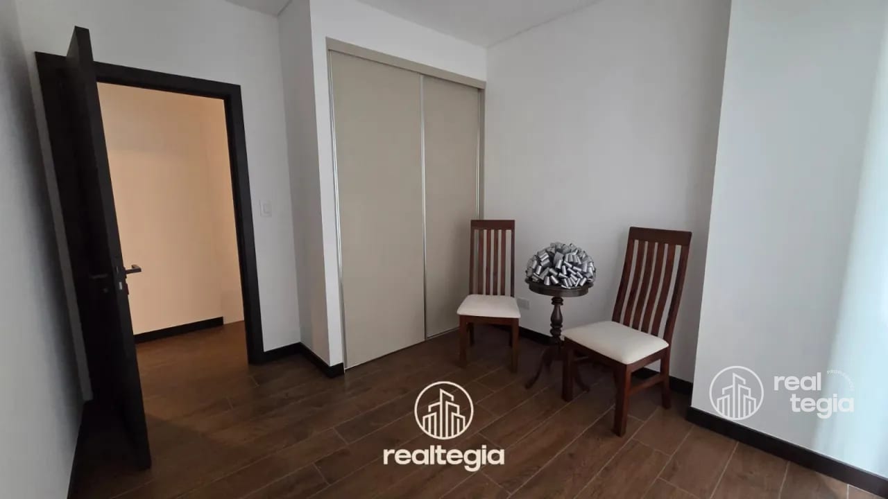 🏠 Apartamento en Lirios de Cayalá — Apartamento en Venta en Lirios de Cayalá IV, Zona 16, Guatemala, Ciudad — foto 6 de 15