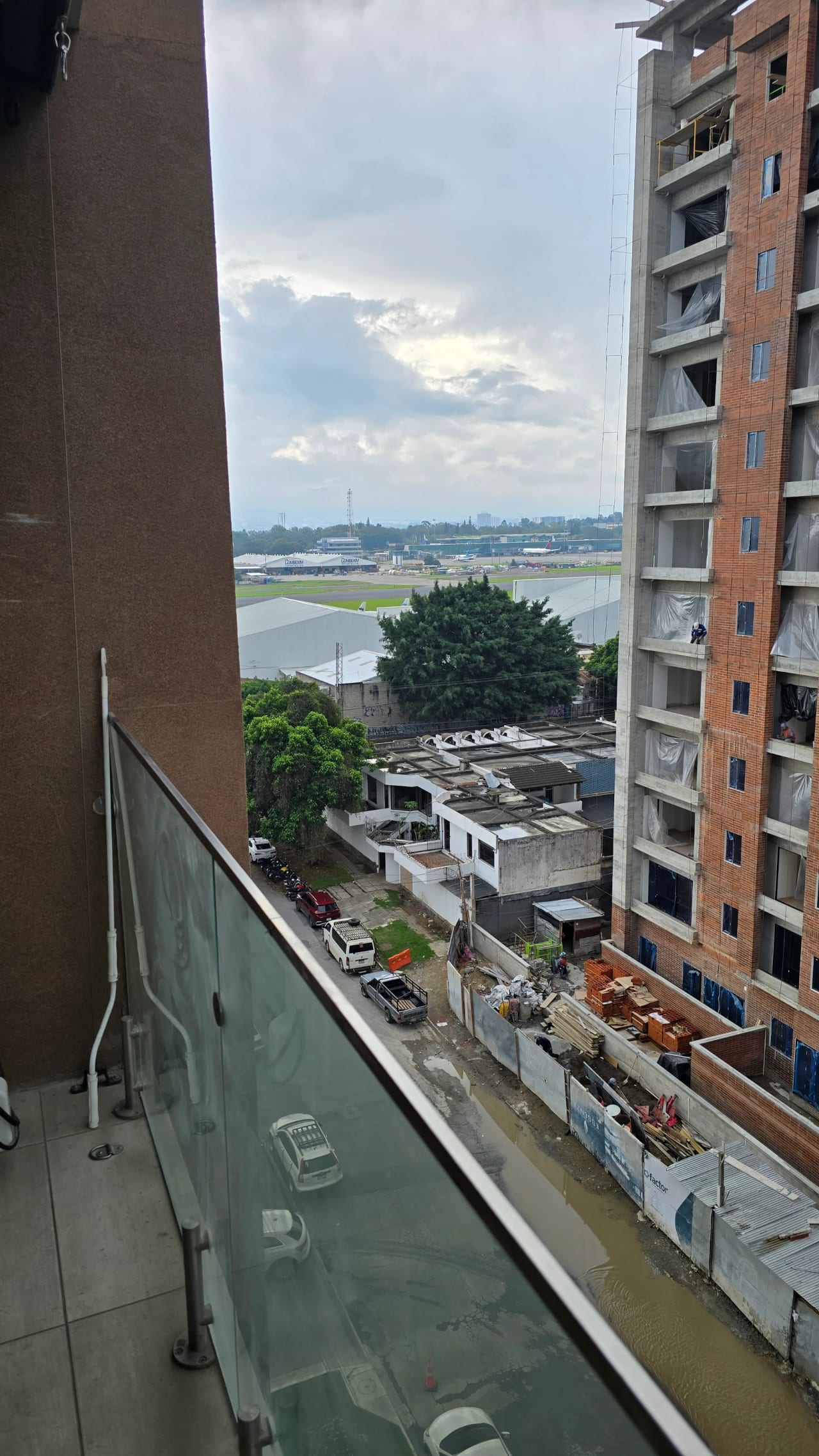 Amplio apartamento en alquiler o venta en zona 13, — Apartamento en Alquiler en Aure, Zona 13, Guatemala, Ciudad — foto 8 de 9
