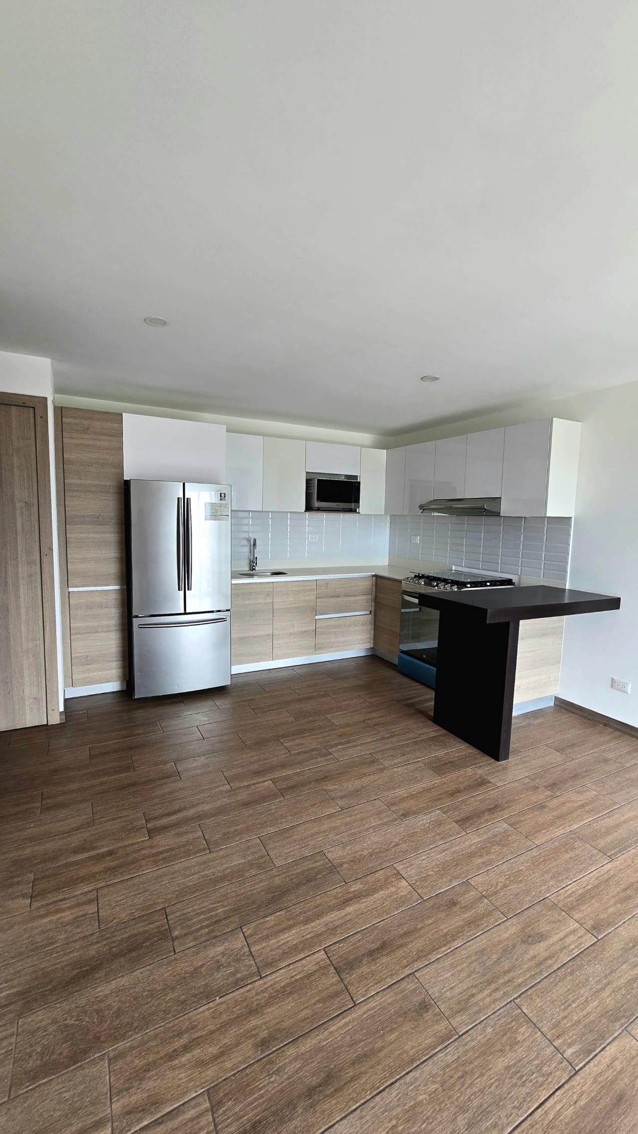 Alquiler de apartamento como nuevo en zona 12 — Apartamento en Alquiler en vistares, Zona 12, Guatemala, Ciudad — foto 1 de 13