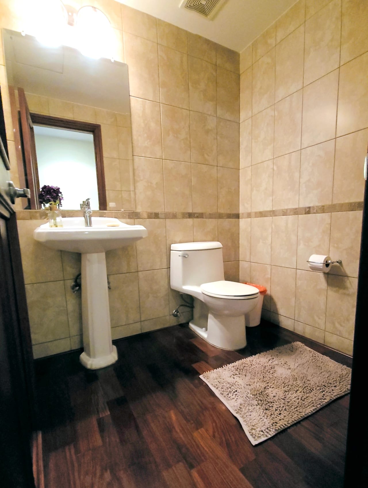 Alquiler de apartamemto amueblado en zona 14, Un dormitorio — Apartamento en Alquiler en San Patricio, Zona 14, Guatemala, Ciudad — foto 2 de 8