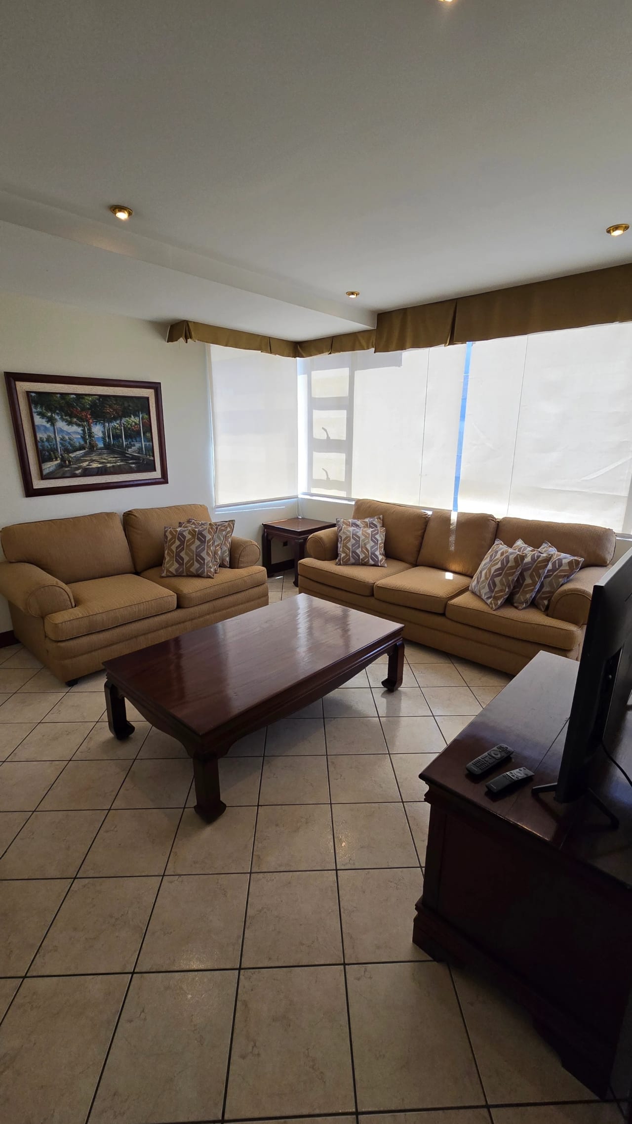 Alquiler de apartamento amueblado en Milenia, zona 10 Oakland — Apartamento en Alquiler en Milenia, Zona 10, Guatemala, Ciudad — foto 9 de 9