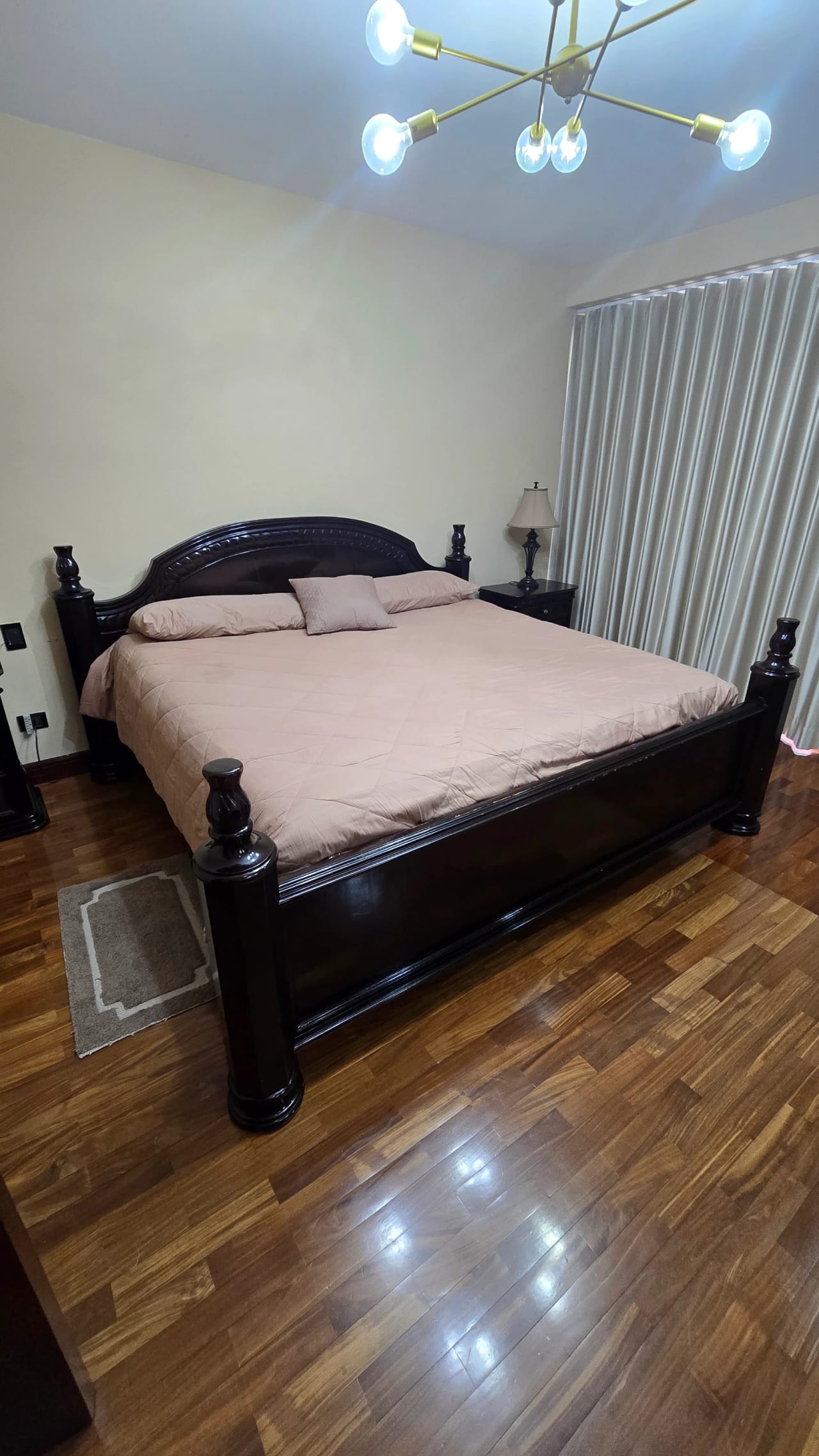Alquiler de elegante apartamento amueblado en zo a 10, frente a La Est — Apartamento en Alquiler en San Ignacio, Zona 10, Guatemala, Ciudad — foto 9 de 10