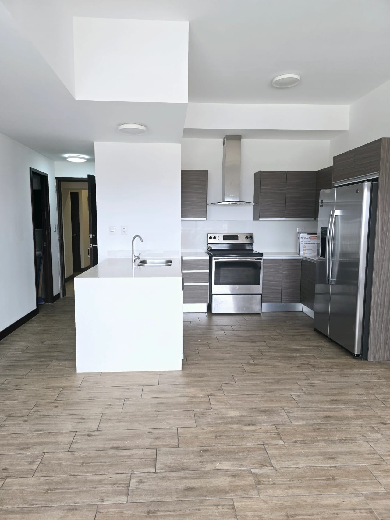 Cómodo apartamento en alquiler en zona 10, Dos dormitorios — Apartamento en Alquiler en Casalini Diagonal 6, Zona 10, Guatemala, Ciudad — foto 3 de 6