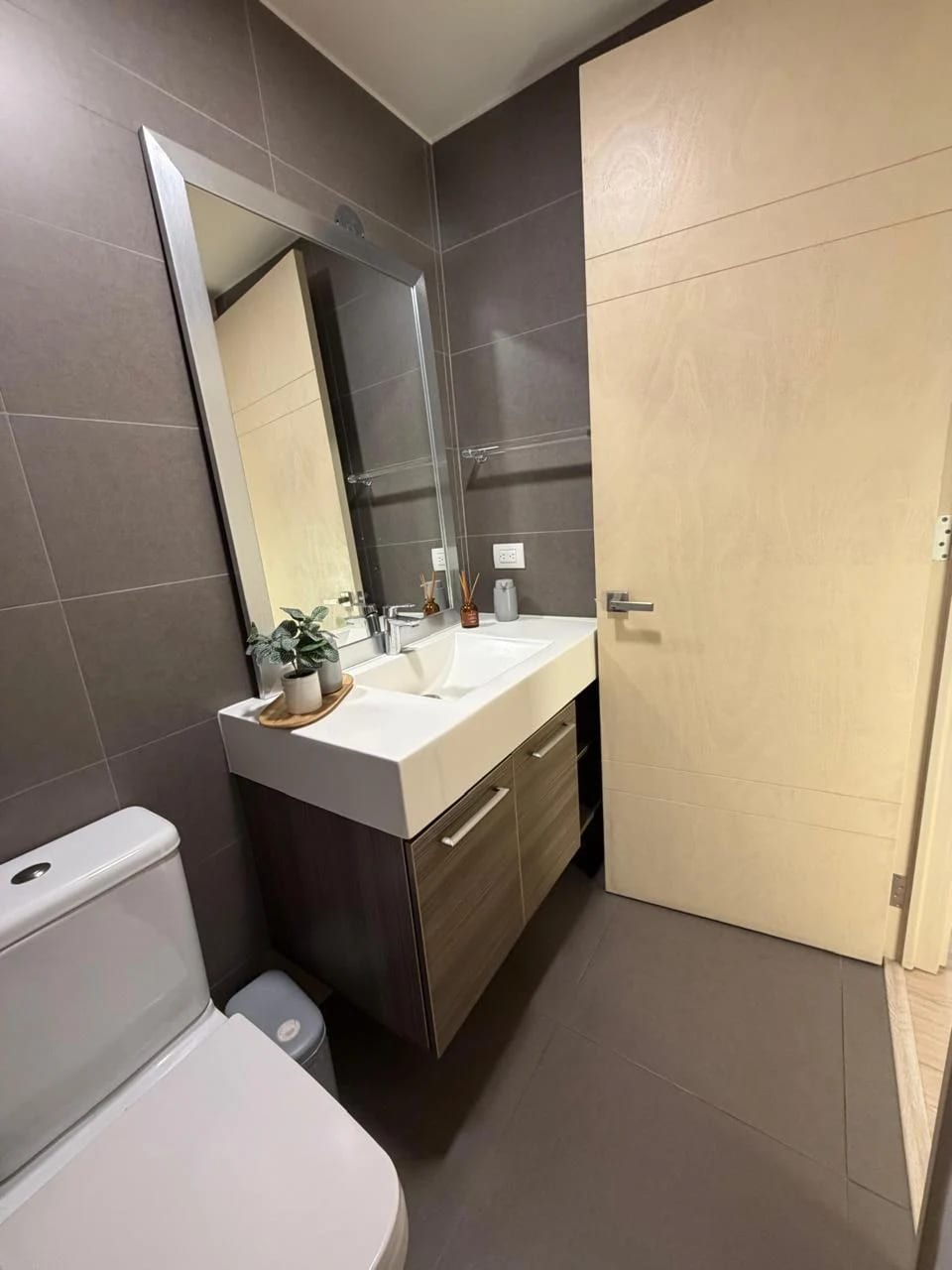 Precio apartamento amueblado en penthouse de zona 10, sector Zona Prad — Apartamento en Alquiler en Veinti4, Zona 10, Guatemala, Ciudad — foto 7 de 8