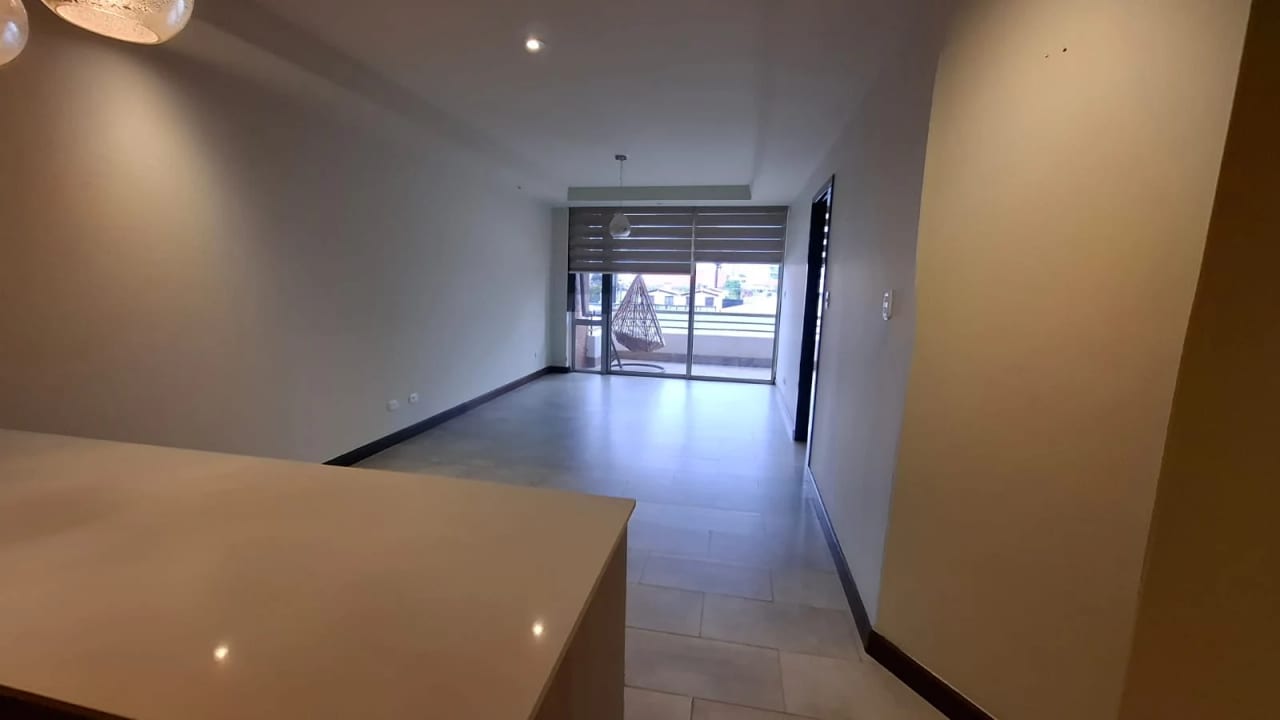 Apartamento en Venta Zona 10 cod.CA36505 - Image 3